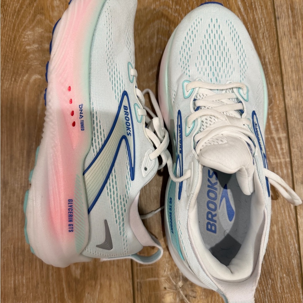 Women's Brooks Glycerin 22 Running Shoes